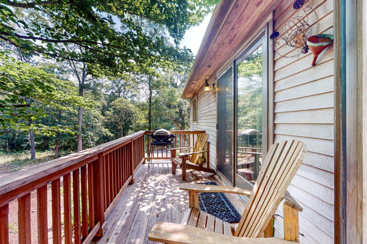 Nana'S Rear Treehouse Villa West Tisbury Exterior photo